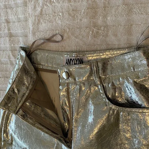 Fun silver pants - Picture 4 of 15